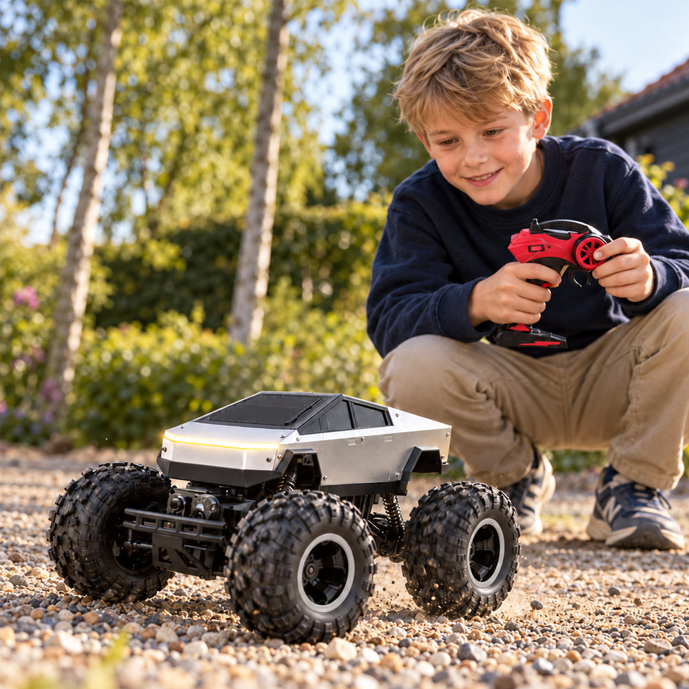 Fjernstyret offroadbil med 4-hjulstræk og LED-lys