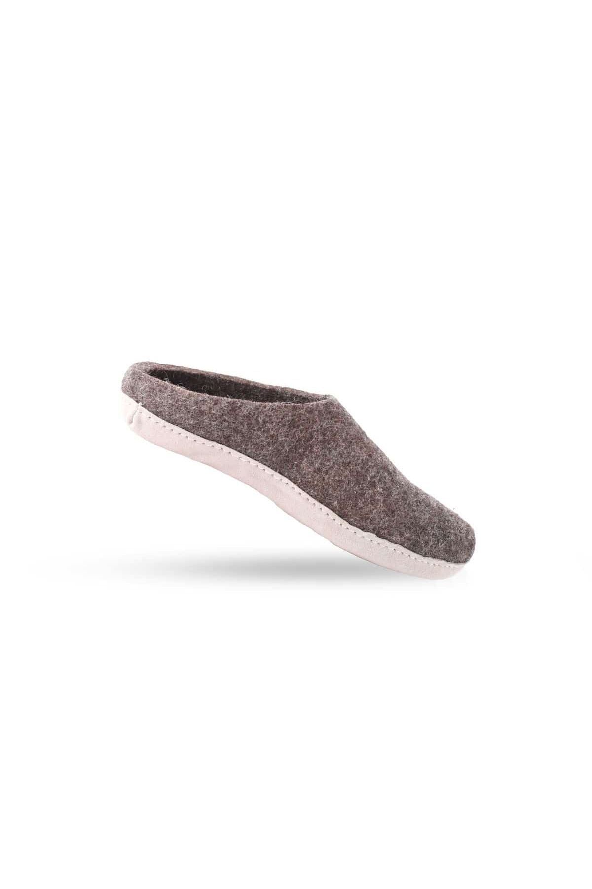 Uldtøffel (100% ren uld) - Model Brun m/sål i skind - Dansk Design fra SHUS