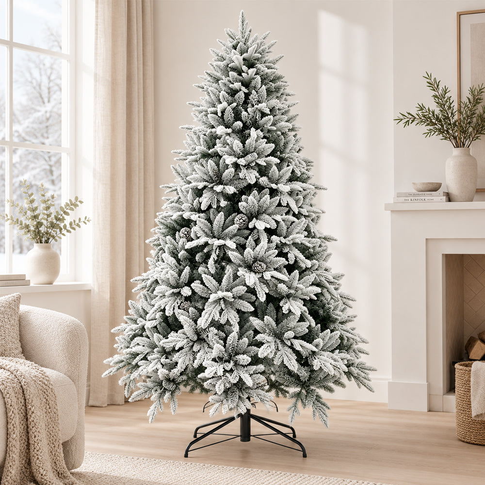 Nordic Snow Juletræ – Sneklædt med Kogler – 150, 180 & 210 cm