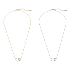 Halskæde, guld- eller sølvfarvet, 2 ringe vedhæng, justerbar