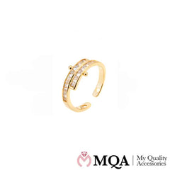 Ring, guldfarvet med glassten