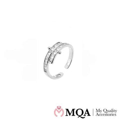 Ring, sølvfarvet med glassten