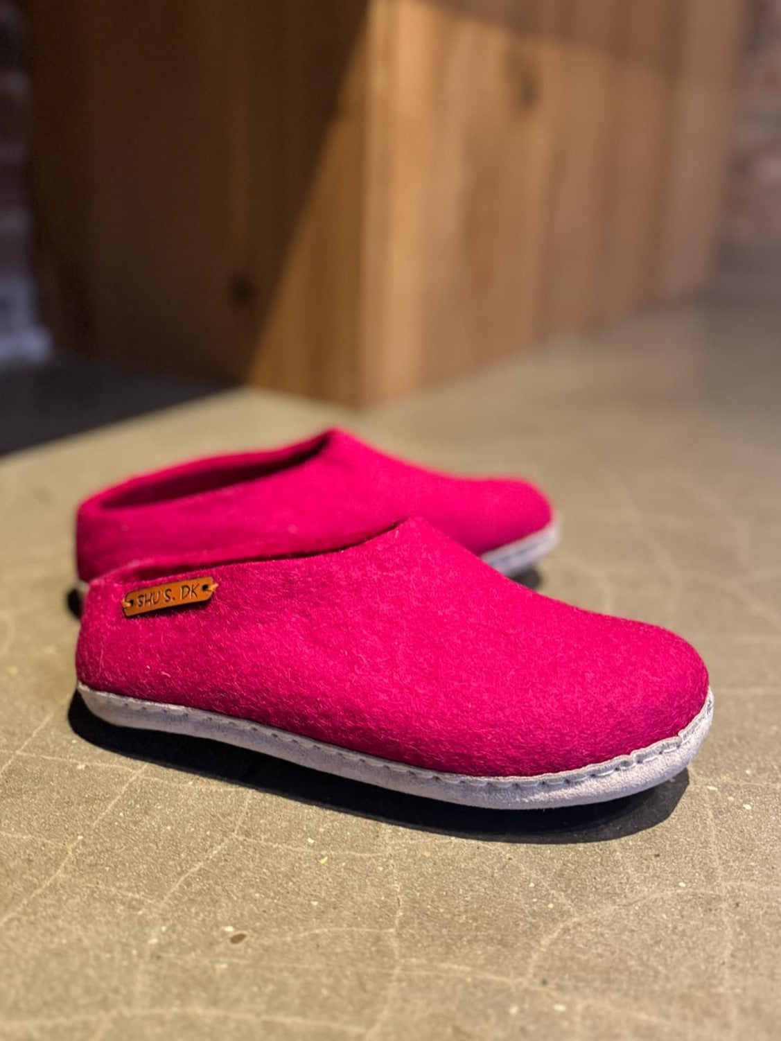 Uldtøffel og Hjemmesko (100% ren uld) - Model Pink m/sål i skind