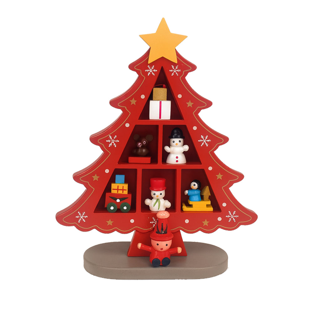 Juletræer i træ – hver med 7 håndmalede figurer, rød eller grøn (Højde 18,5 cm.)