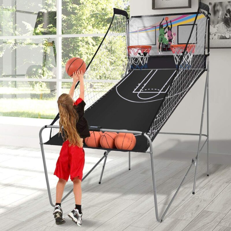 Basketball spil med elektronisk scoreboard og 4 bolde